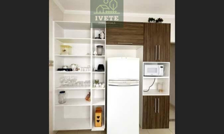 Imagem Casa com 2 Quartos à Venda, 127 m²