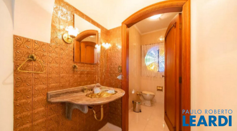 Imagem Sobrado com 3 Quartos à Venda, 350 m² em Jardim - Santo André