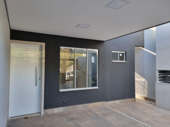Imagem Casa com 3 Quartos à Venda, 107 m² em Vila Morumbi - Campo Grande Imagem Casa com 3 Quartos à Venda, 107 m² em Vila Morumbi - Campo Grande