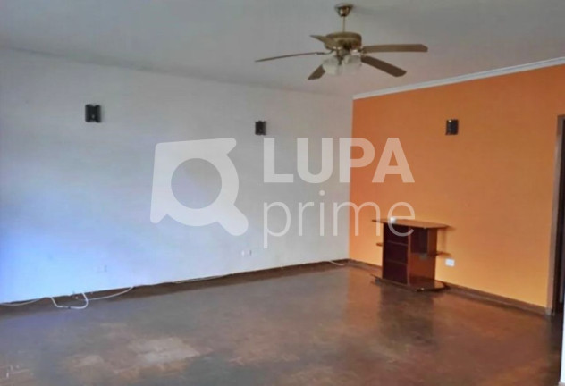 Casa com 3 Quartos à Venda, 175 m² em Tremembé - São Paulo