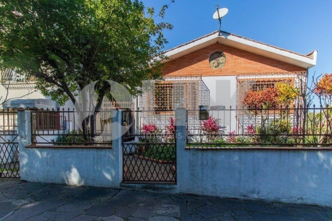 Casa com 4 Quartos à Venda, 170 m² em Jardim São Pedro - Porto Alegre