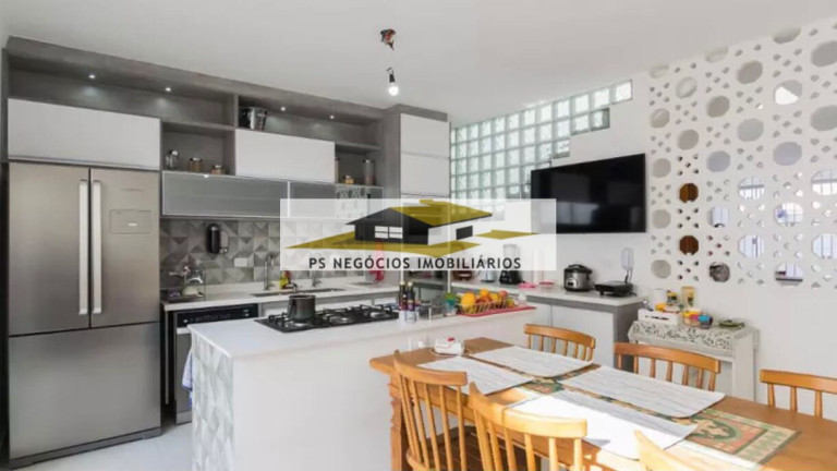 Imagem Sobrado com 3 Quartos à Venda, 177 m² em Vila Firmiano Pinto - São Paulo