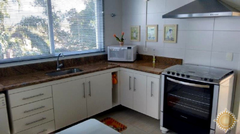 Imagem Sobrado com 5 Quartos à Venda, 1.000 m² em Tenório - Ubatuba Imagem Sobrado com 5 Quartos à Venda, 1.000 m² em Tenório - Ubatuba