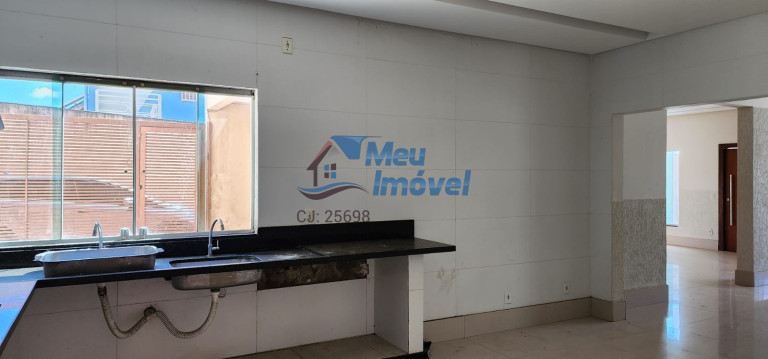 Imagem Casa com 4 Quartos à Venda, 300 m² em Setor Habitacional Vicente Pires - Brasília
