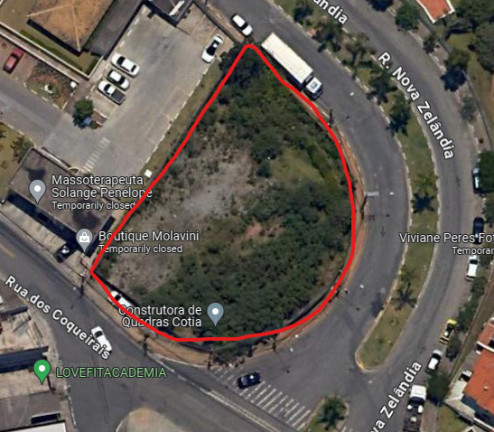 Terreno à Venda, 1.050 m² em Jardim Petrópolis - Cotia