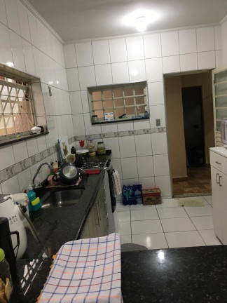 Imagem Casa com 2 Quartos à Venda,  em Vila São José - Taubaté
