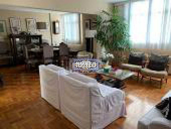 Imagem Apartamento com 4 Quartos à Venda, 250 m² em Icaraí - Niterói