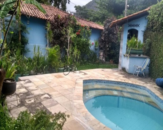 Imagem Casa com 3 Quartos à Venda, 350 m² em Piratininga - Niterói