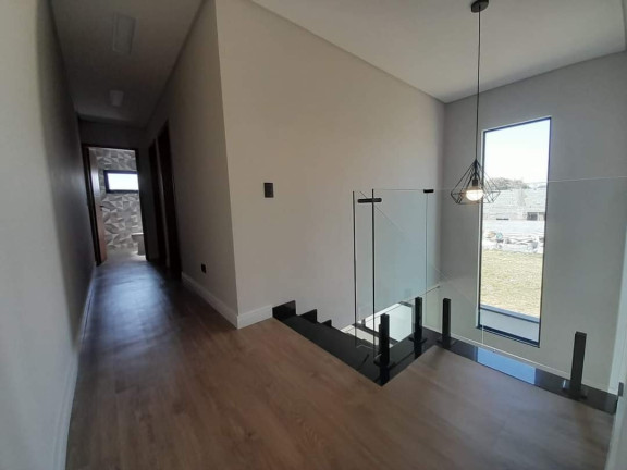 Imagem Sobrado com 3 Quartos à Venda, 178 m² em Jardim Jacinto - Jacareí
