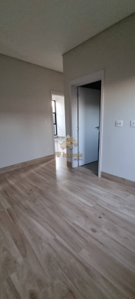 Imagem Casa com 3 Quartos à Venda, 301 m² em São Carlos