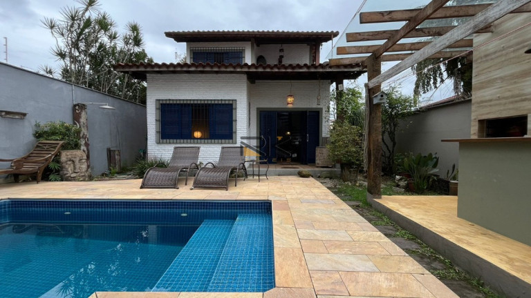 Imagem Sobrado com 3 Quartos à Venda, 106 m² em Itaguá - Ubatuba Imagem Sobrado com 3 Quartos à Venda, 106 m² em Itaguá - Ubatuba