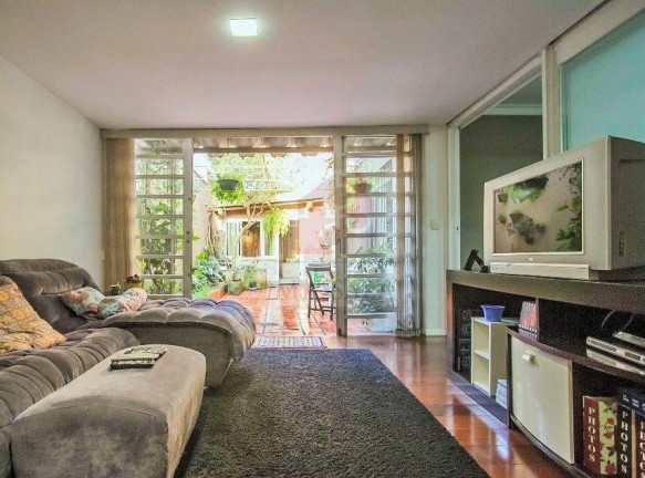 Imagem Apartamento com 3 Quartos à Venda, 174 m² em Menino Deus - Porto Alegre Imagem Apartamento com 3 Quartos à Venda, 174 m² em Menino Deus - Porto Alegre