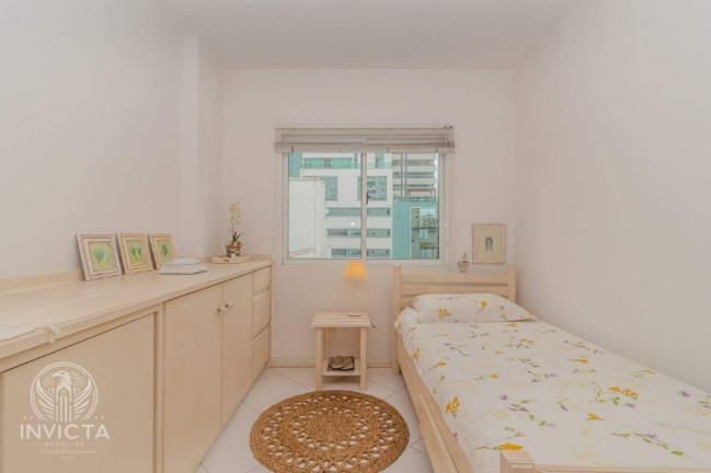 Imagem Apartamento com 2 Quartos à Venda, 81 m² em Centro - Balneário Camboriú