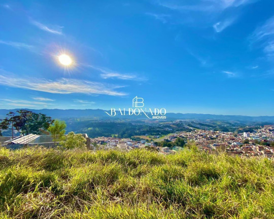 Imagem Terreno à Venda, 650 m² em Centro - Extrema Imagem Terreno à Venda, 650 m² em Centro - Extrema