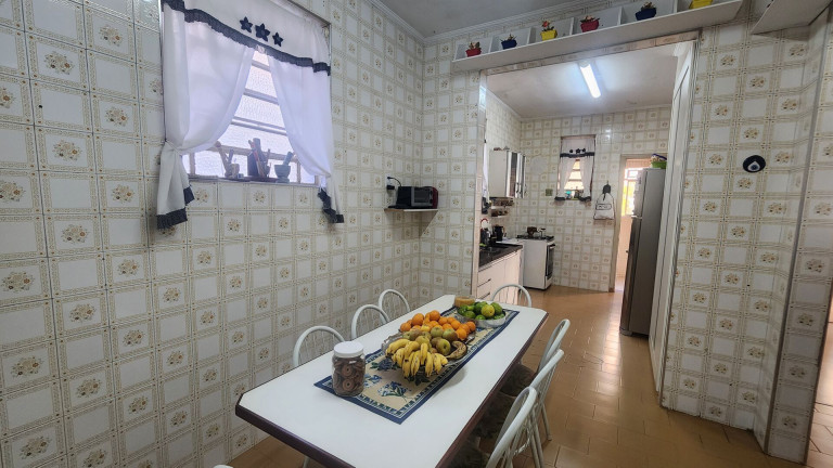 Imagem Casa com 4 Quartos à Venda, 220 m² em Gonzaga - Santos