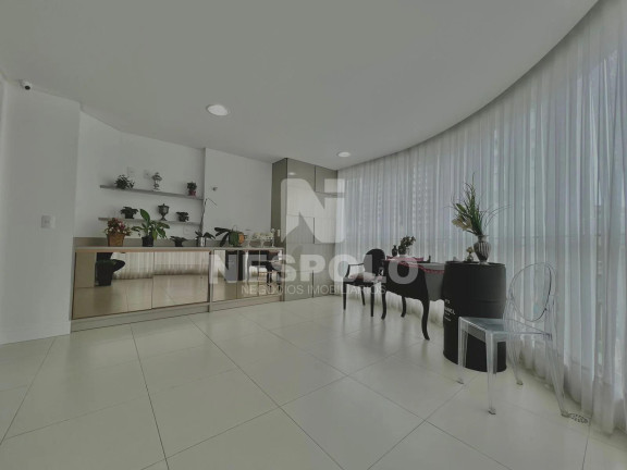 Imagem Apartamento à Venda, 158 m² em Centro - Balneario Camboriu Imagem Apartamento à Venda, 158 m² em Centro - Balneario Camboriu