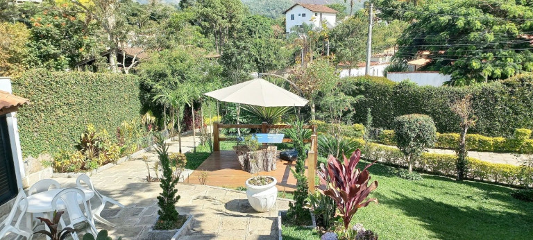 Imagem Casa com 4 Quartos à Venda, 550 m² em Golfe - Teresópolis Imagem Casa com 4 Quartos à Venda, 550 m² em Golfe - Teresópolis