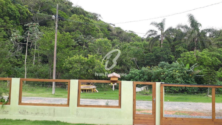 Imagem Casa com 3 Quartos à Venda, 90 m² em Morrinhos - Bombinhas