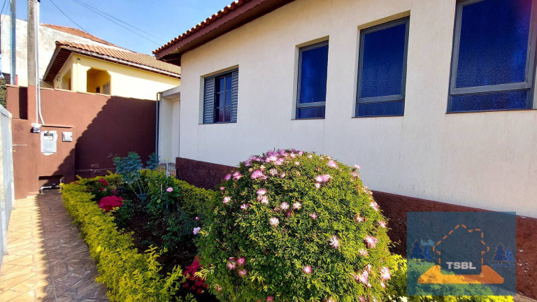 Imagem Casa com 3 Quartos à Venda, 276 m² em Vila Bianchi - Bragança Paulista Imagem Casa com 3 Quartos à Venda, 276 m² em Vila Bianchi - Bragança Paulista