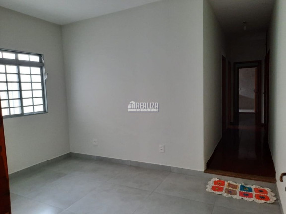 Imagem Casa com 4 Quartos à Venda, 383 m² em Irmãos Soares - Uberaba Imagem Casa com 4 Quartos à Venda, 383 m² em Irmãos Soares - Uberaba