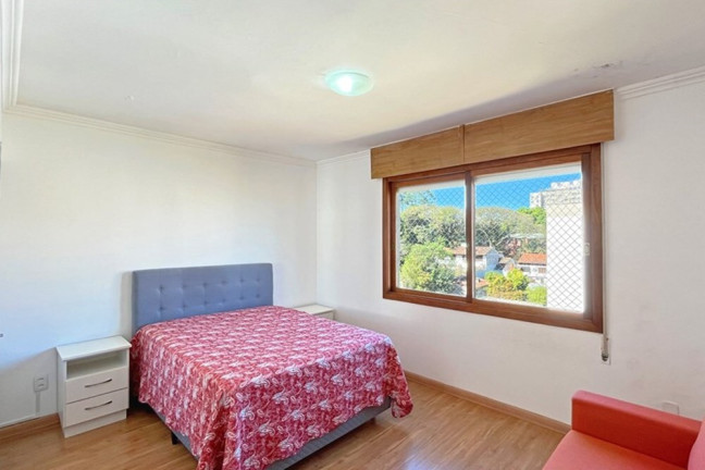 Imagem Imóvel com 1 Quarto à Venda, em Cristal - Porto Alegre Imagem Imóvel com 1 Quarto à Venda, em Cristal - Porto Alegre