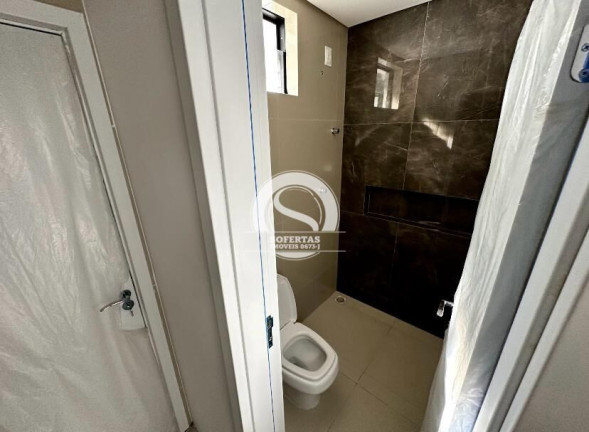 Imagem Casa com 5 Quartos à Venda, 196 m² Imagem Casa com 5 Quartos à Venda, 196 m²