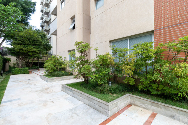 Imagem Apartamento com 3 Quartos à Venda, 195 m² em Moema - São Paulo Imagem Apartamento com 3 Quartos à Venda, 195 m² em Moema - São Paulo