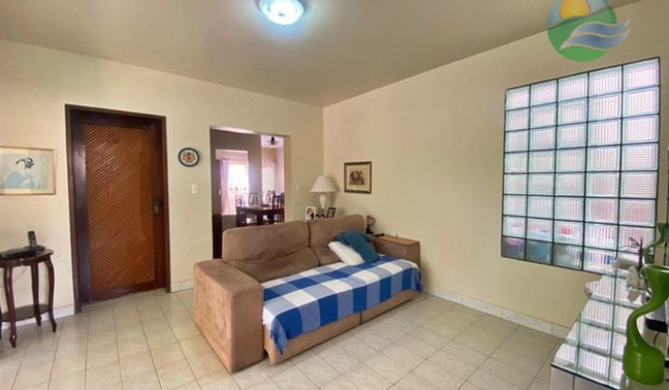 Imagem Casa com 3 Quartos à Venda, 234 m²