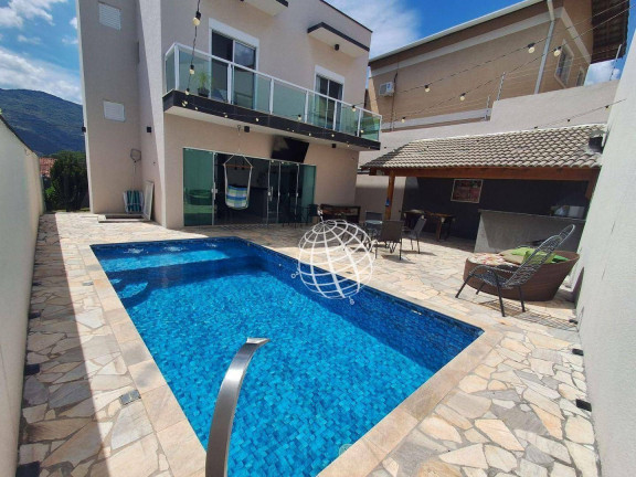Casa com 3 Quartos à Venda, 202 m² em Jardim Maristela - Atibaia