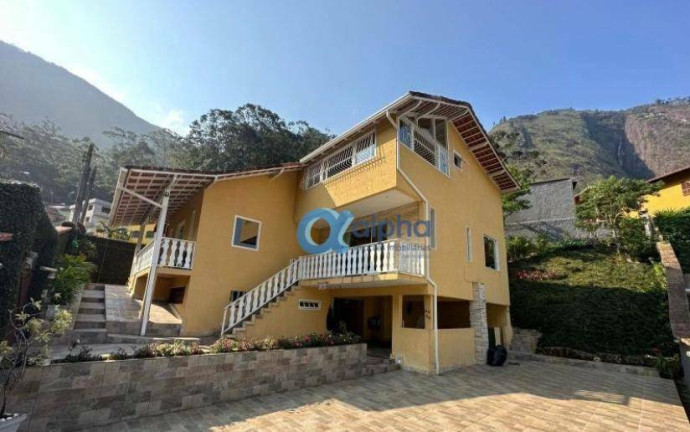 Imagem Casa com 4 Quartos à Venda, 300 m² em Retiro - Petrópolis Imagem Casa com 4 Quartos à Venda, 300 m² em Retiro - Petrópolis