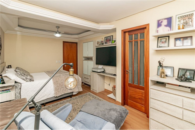 Imagem Casa com 3 Quartos à Venda, 200 m² em Jardim Planalto - Porto Alegre