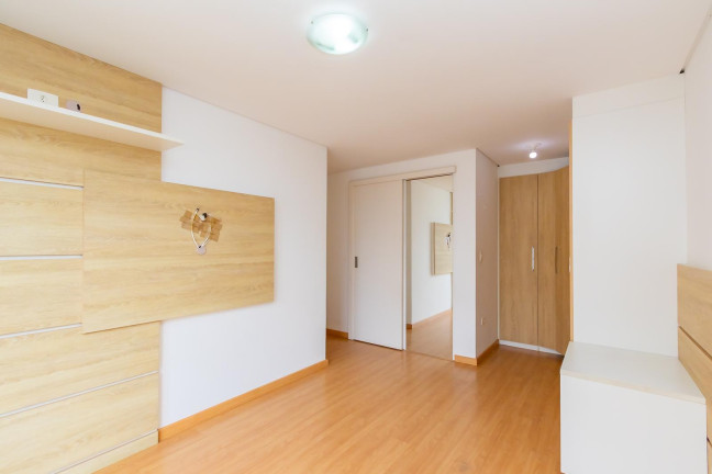 Imagem Apartamento com 3 Quartos à Venda, 82 m² em Portão - Curitiba