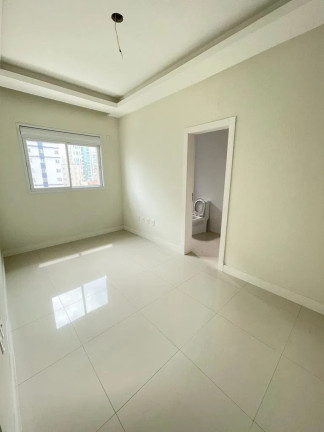 Imagem Apartamento com 4 Quartos à Venda, 180 m² em Meia Praia - Itapema