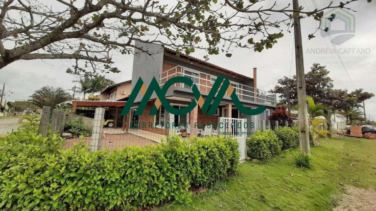 Imagem Casa com 4 Quartos à Venda, 160 m² em Praia Do Imperador - Itapoá
