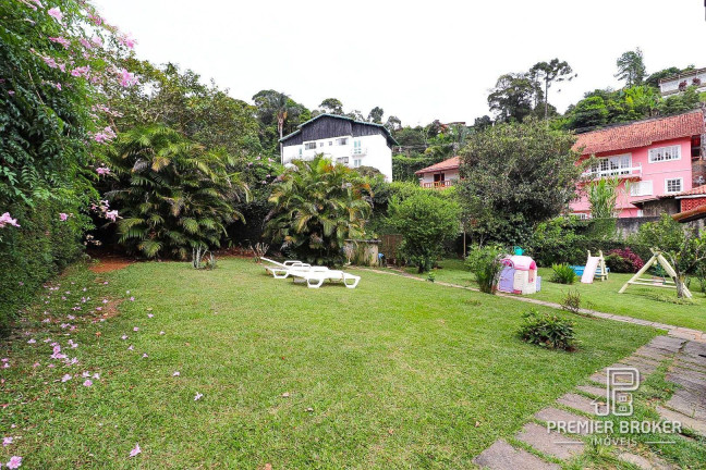Imagem Casa com 4 Quartos à Venda, 187 m² em Golfe - Teresópolis Imagem Casa com 4 Quartos à Venda, 187 m² em Golfe - Teresópolis