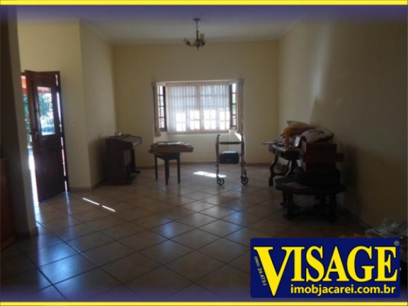Casa com 3 Quartos para Alugar,  em Cond. Jardim Coleginho - Jacareí