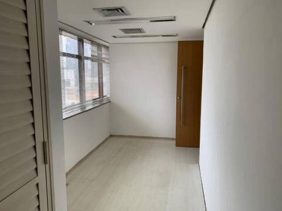 Imagem Sala Comercial à Venda, 138 m² em Chácara Santo Antônio (zona Sul) - São Paulo Imagem Sala Comercial à Venda, 138 m² em Chácara Santo Antônio (zona Sul) - São Paulo