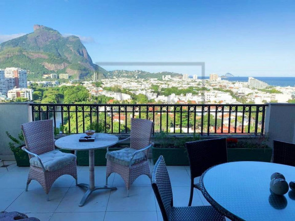 Apartamento com 4 Quartos à Venda, 251 m² em Barra Da Tijuca - Rio De Janeiro