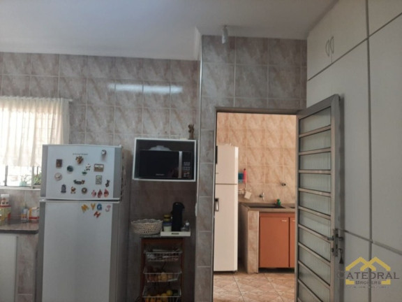 Imagem Casa com 2 Quartos à Venda, 420 m² em Vila Progresso - Jundiaí