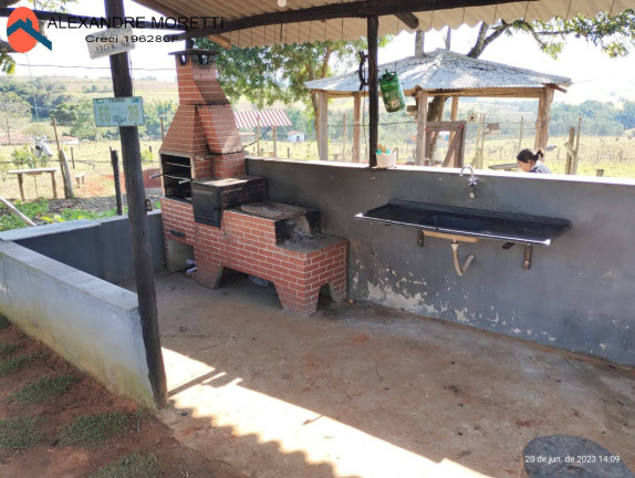 Imagem Chácara com 2 Quartos à Venda, 1.800 m² em Campo Do Meio - Araçoiaba Da Serra Imagem Chácara com 2 Quartos à Venda, 1.800 m² em Campo Do Meio - Araçoiaba Da Serra