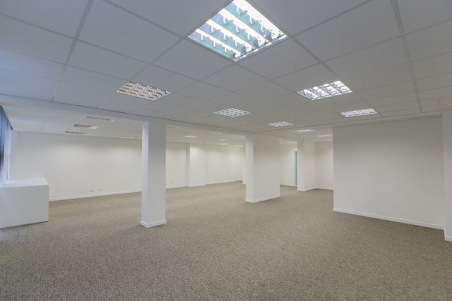 Imagem Sala Comercial à Venda, 80 m² em Centro - Curitiba Imagem Sala Comercial à Venda, 80 m² em Centro - Curitiba