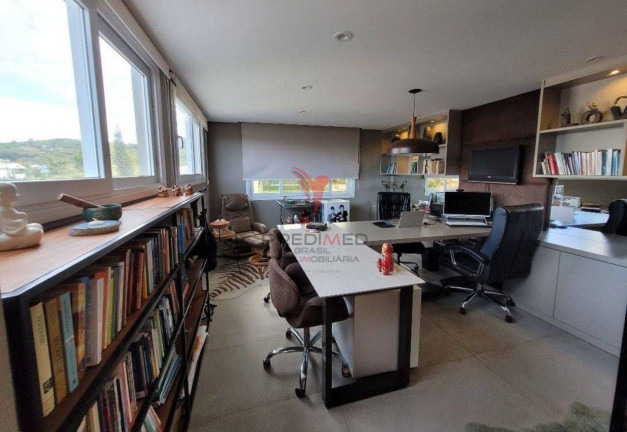 Imagem Casa com 3 Quartos à Venda, 425 m² em Saco Grande - Florianópolis Imagem Casa com 3 Quartos à Venda, 425 m² em Saco Grande - Florianópolis