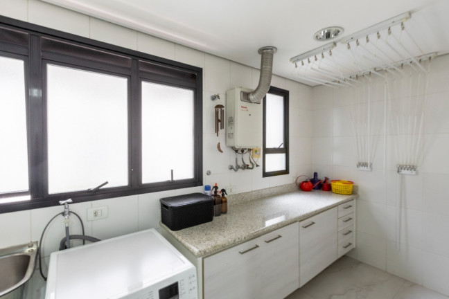 Imagem Apartamento com 3 Quartos à Venda, 173 m² em Itaim Bibi - São Paulo Imagem Apartamento com 3 Quartos à Venda, 173 m² em Itaim Bibi - São Paulo