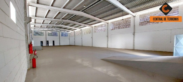 Imóvel para Alugar, 600 m² em Pitangueiras - Lauro De Freitas