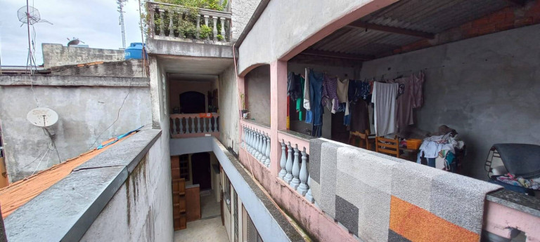 Imagem Casa com 5 Quartos à Venda, 240 m² em Vila Nova York - São Paulo