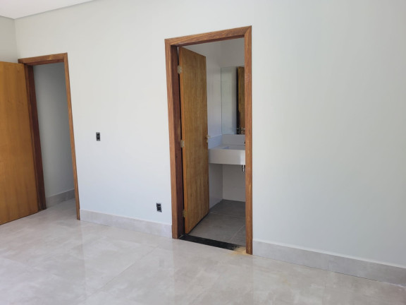 Imagem Imóvel com 3 Quartos à Venda, 300 m² em Setor Habitacional Jardim Botânico - Brasília Imagem Imóvel com 3 Quartos à Venda, 300 m² em Setor Habitacional Jardim Botânico - Brasília