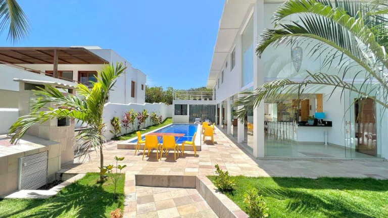 Imagem Casa com 5 Quartos à Venda, 460 m² em Centro - Tibau Do Sul Imagem Casa com 5 Quartos à Venda, 460 m² em Centro - Tibau Do Sul