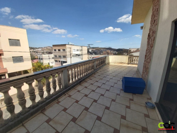 Imagem Casa com 3 Quartos à Venda, em Santa Angela - Poços De Caldas Imagem Casa com 3 Quartos à Venda, em Santa Angela - Poços De Caldas