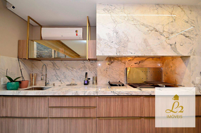 Imagem Casa com 3 Quartos à Venda, 325 m² em Uberaba - Curitiba Imagem Casa com 3 Quartos à Venda, 325 m² em Uberaba - Curitiba
