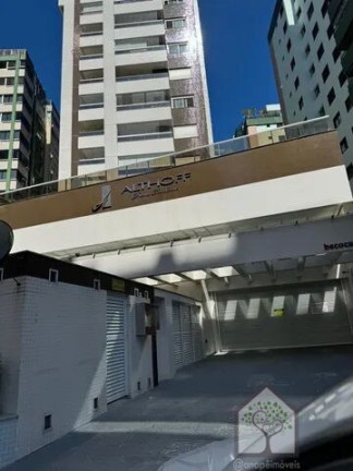 Imagem Casa com 3 Quartos à Venda, 100 m² em Centro - Florianópolis Imagem Casa com 3 Quartos à Venda, 100 m² em Centro - Florianópolis
